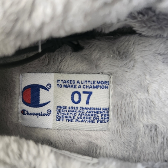 BNWT Champion Sz 7 Embroidered Logo Oxford Gray University 2 Slippers Loafers - Picture 7 of 10